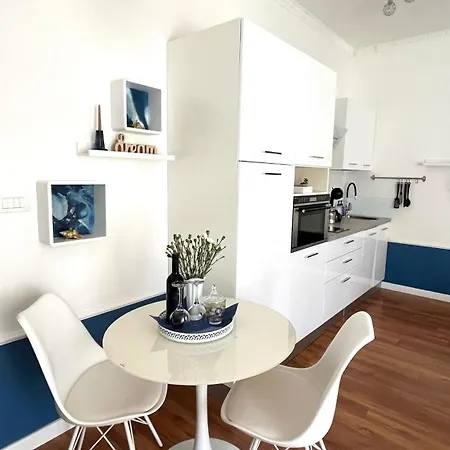 Marcel Old Town Apartment