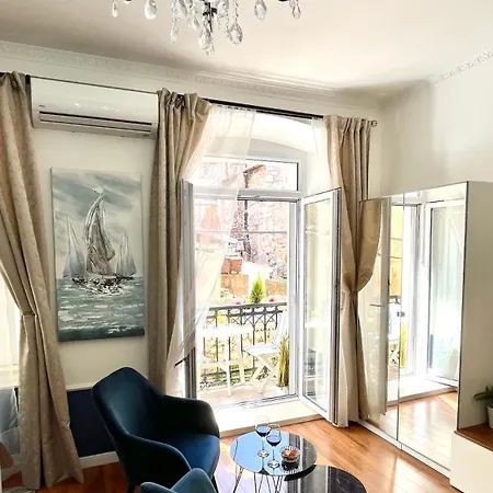 Apartment Marcel Old Town